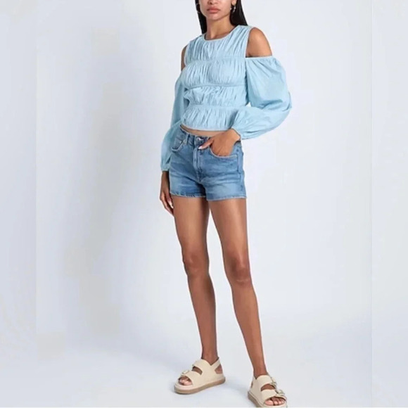 Topshop Long Sleeve Off Shoulder Poplin Cold Shoulder Blouse NWT. Size 6 - Picture 1 of 11